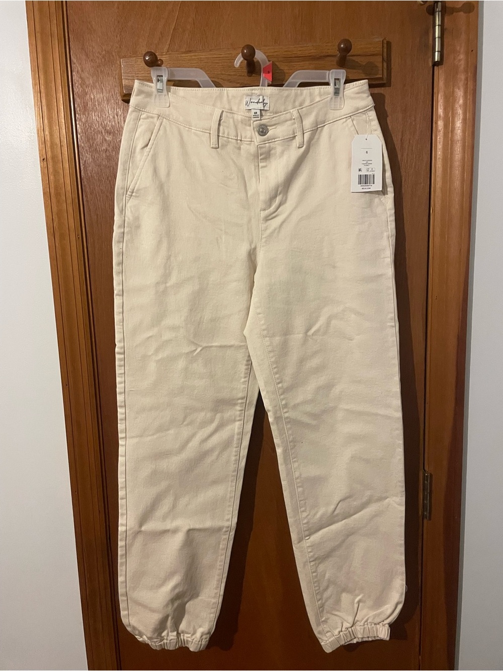 Wonderly Cream Boyfriend Jogger Jeans